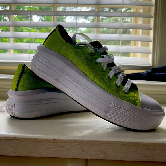 Meet your Posher, Tina - Picture 1 of 1